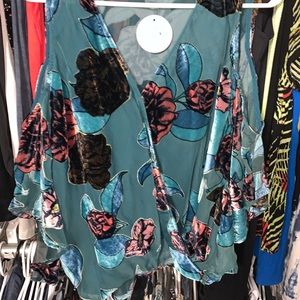 Off shoulder velvet detail blouse